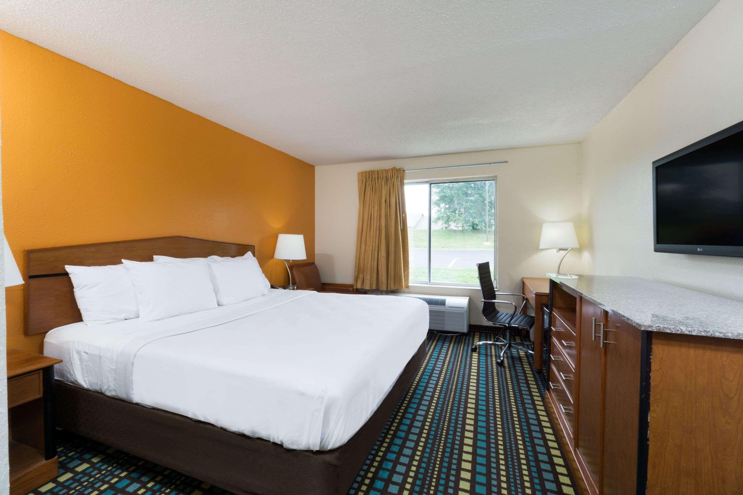 Days Inn By Wyndham Florence Cincinnati Area Ngoại thất bức ảnh